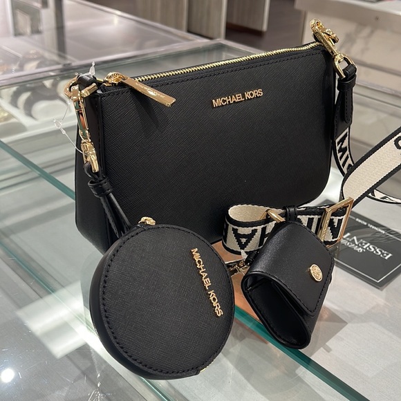 MICHAEL KORS
Jet Set Saffiano Leather Crossbody Bag with Case for Airpods Pro® - Picture 11 of 16